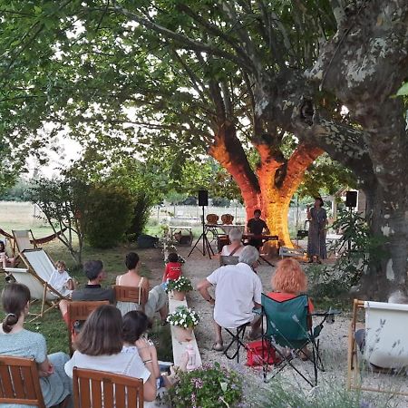Mas De Karlotte Daire Pernes-les-Fontaines Dış mekan fotoğraf